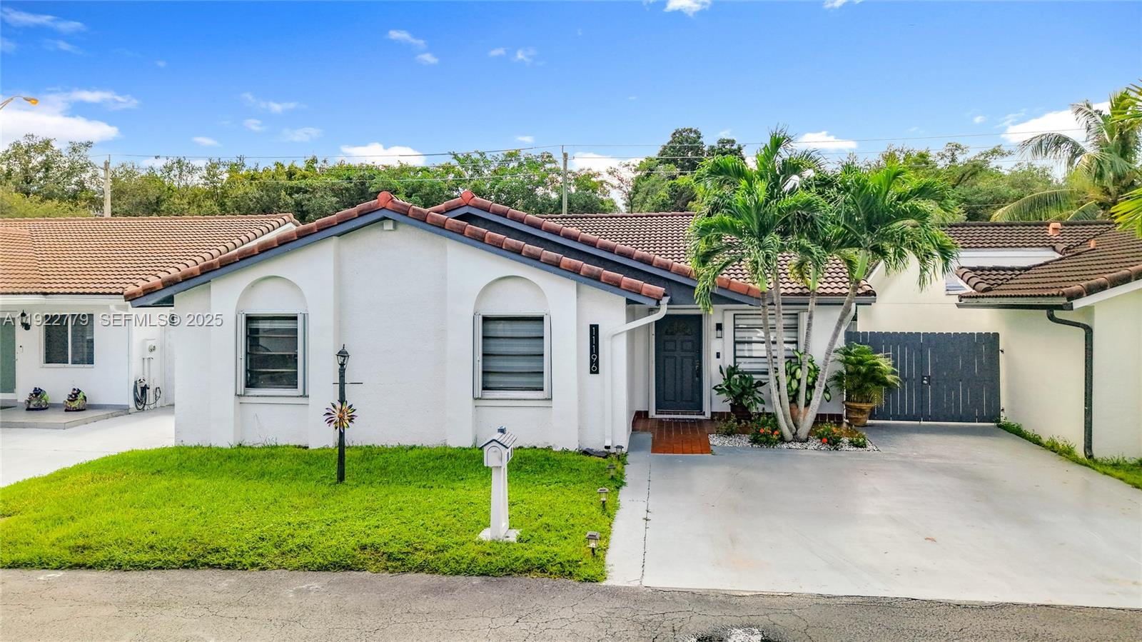 11196 SW 75th Ter, Miami FL 33173