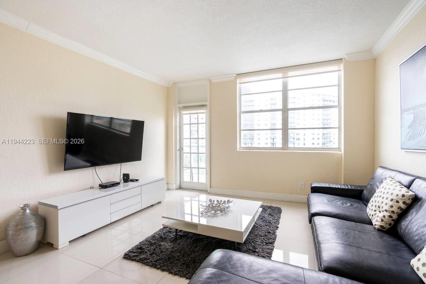 19370 Collins Ave # 716, Sunny Isles Beach FL 33160