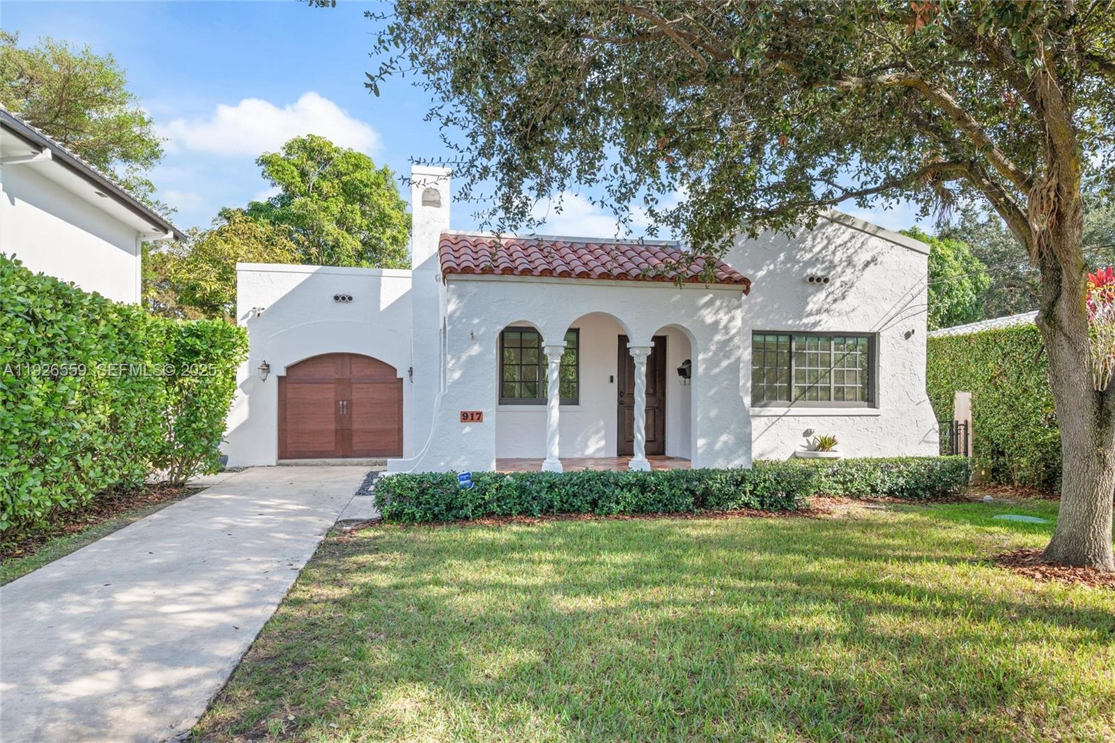 917 Granada Groves Ct., Coral Gables FL 33134