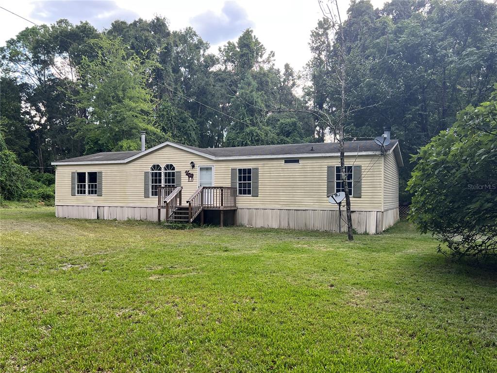 765 SE MAID MARION LANE