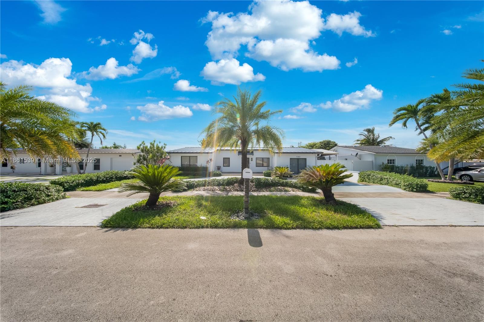 7302 SW 134th Pl, Miami FL 33183