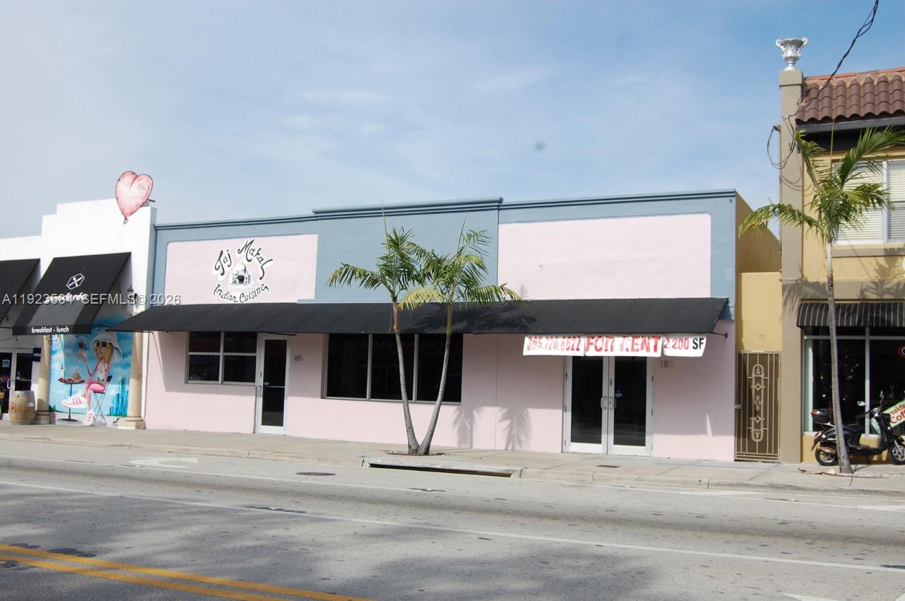 181 NW 36 ST, Miami FL 33127