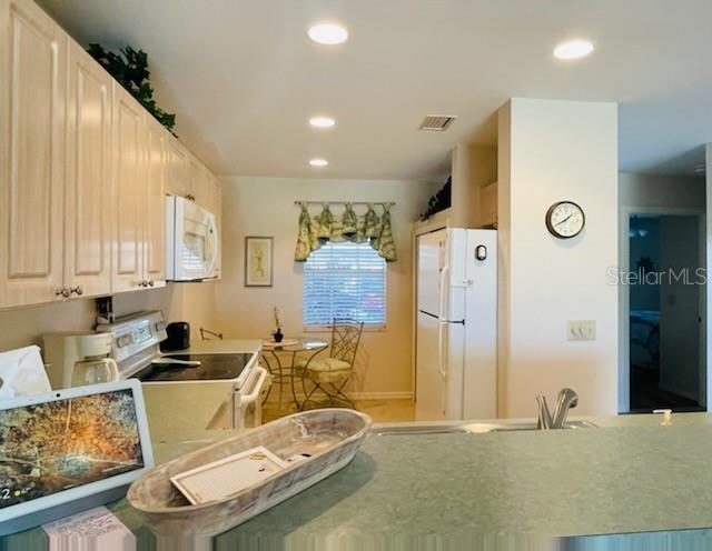 1275 SAXONY CIRCLE UNIT 3101, PUNTA GORDA, FL — photo 5 of 18
