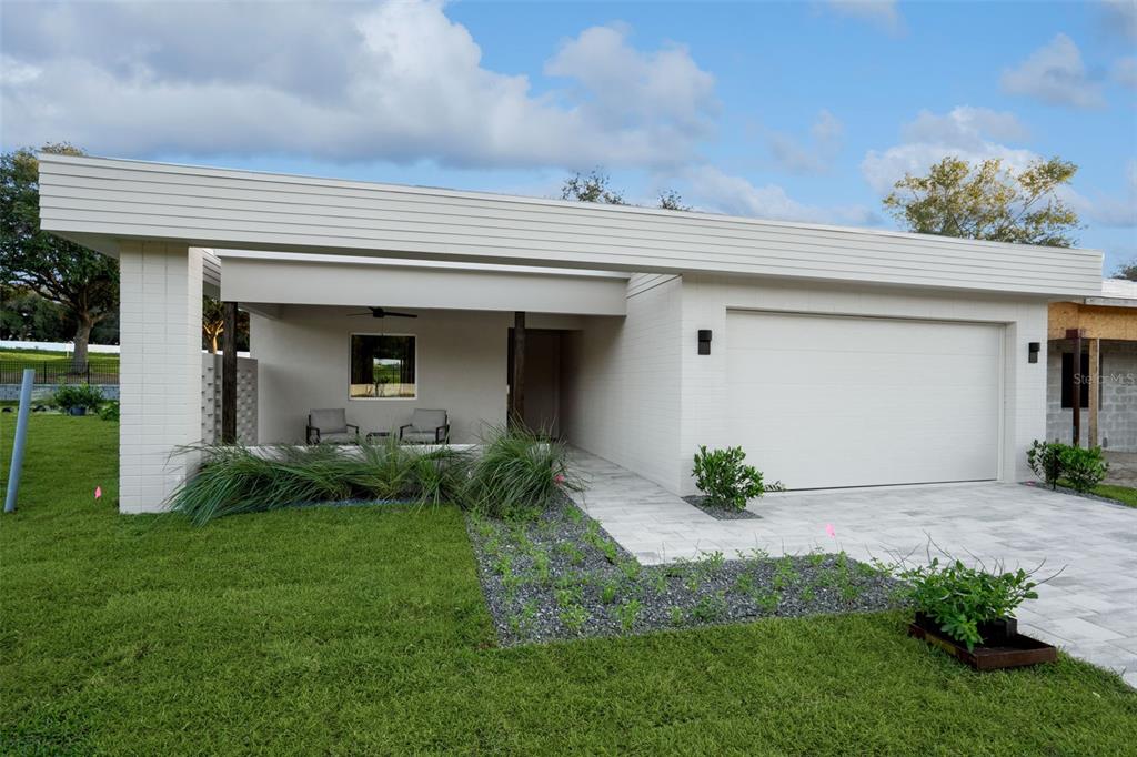 450 SKYFIELD COURT