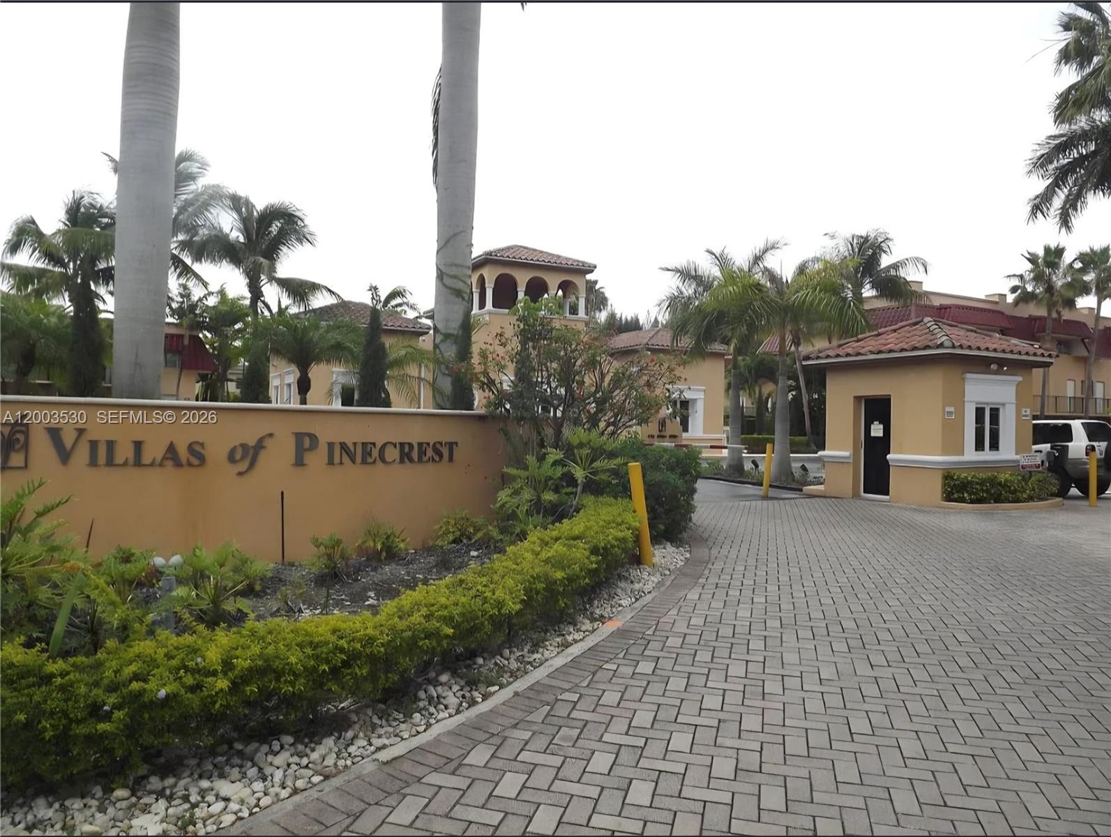 6709 N Kendall Dr # 228, Pinecrest FL 33156