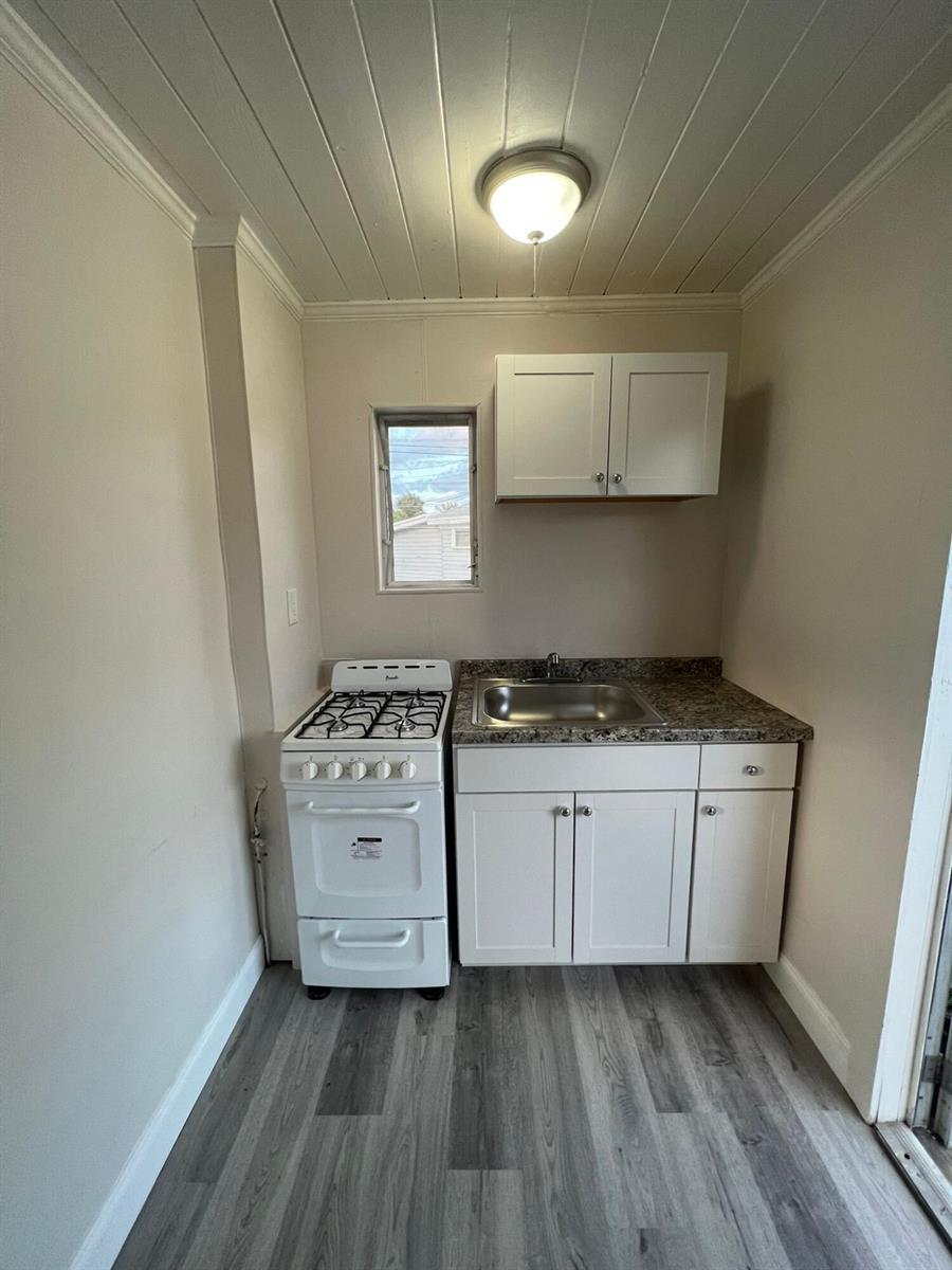 2843 Forest Hill Boulevard # 7, West Palm Beach FL 33406