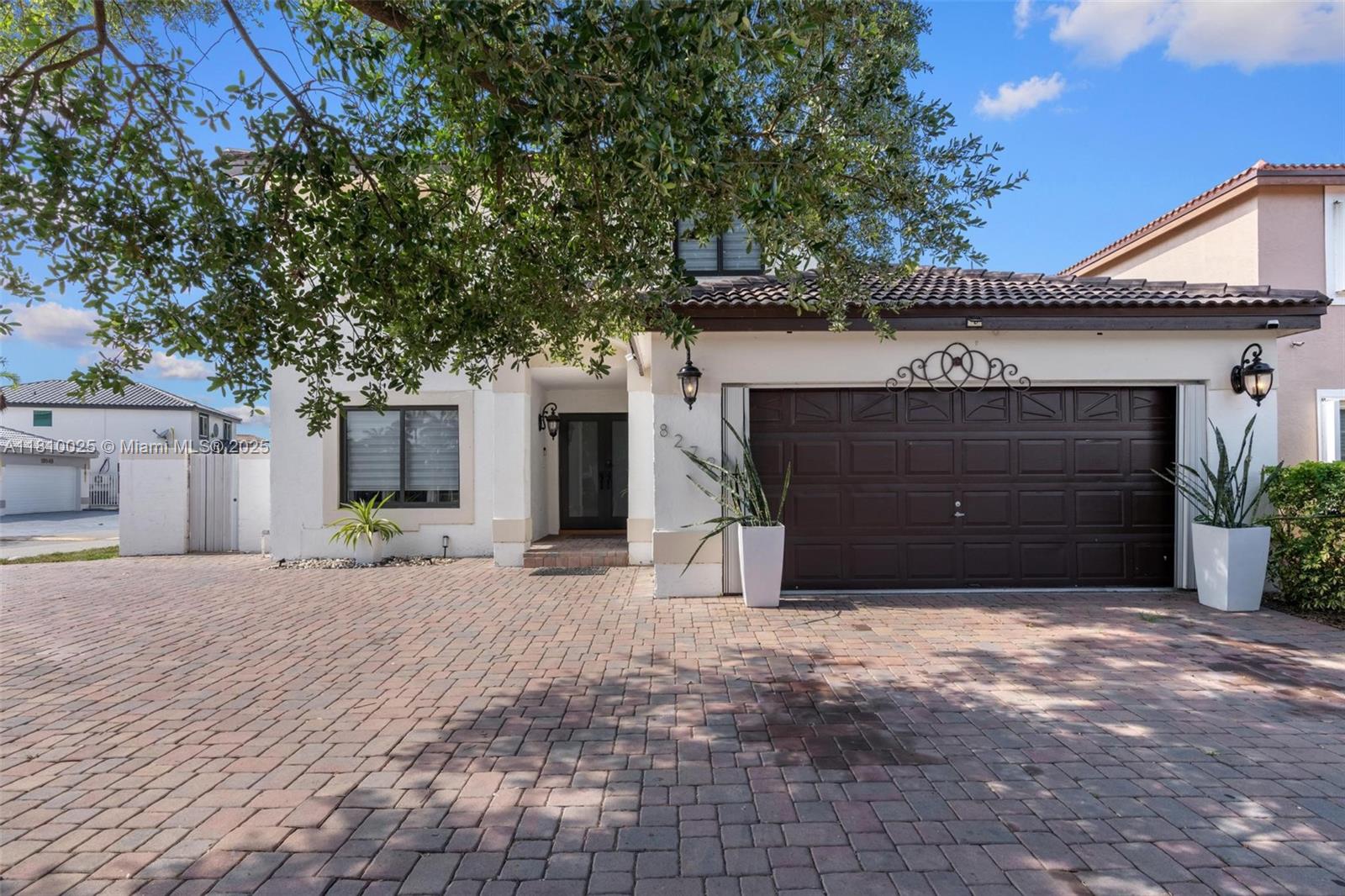 8279 NW 199th St, Hialeah FL 33015