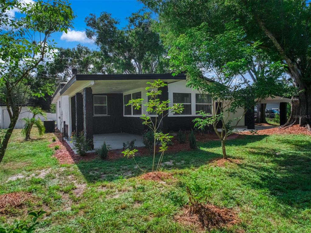 201 BROOKS ROAD, FROSTPROOF, FL — photo 3 of 28