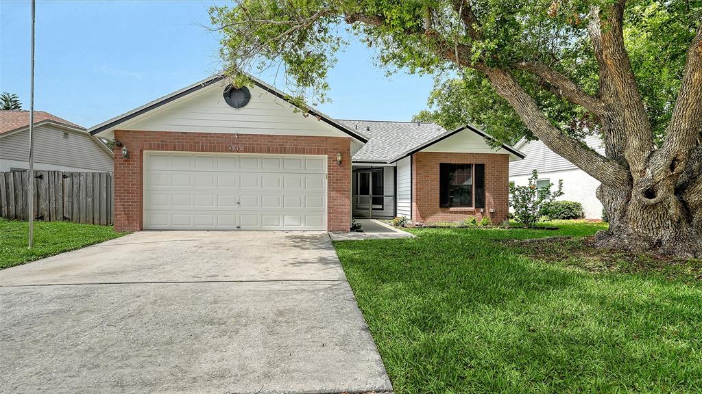 4910 6TH AVENUE E, BRADENTON, FL — photo 5 of 30