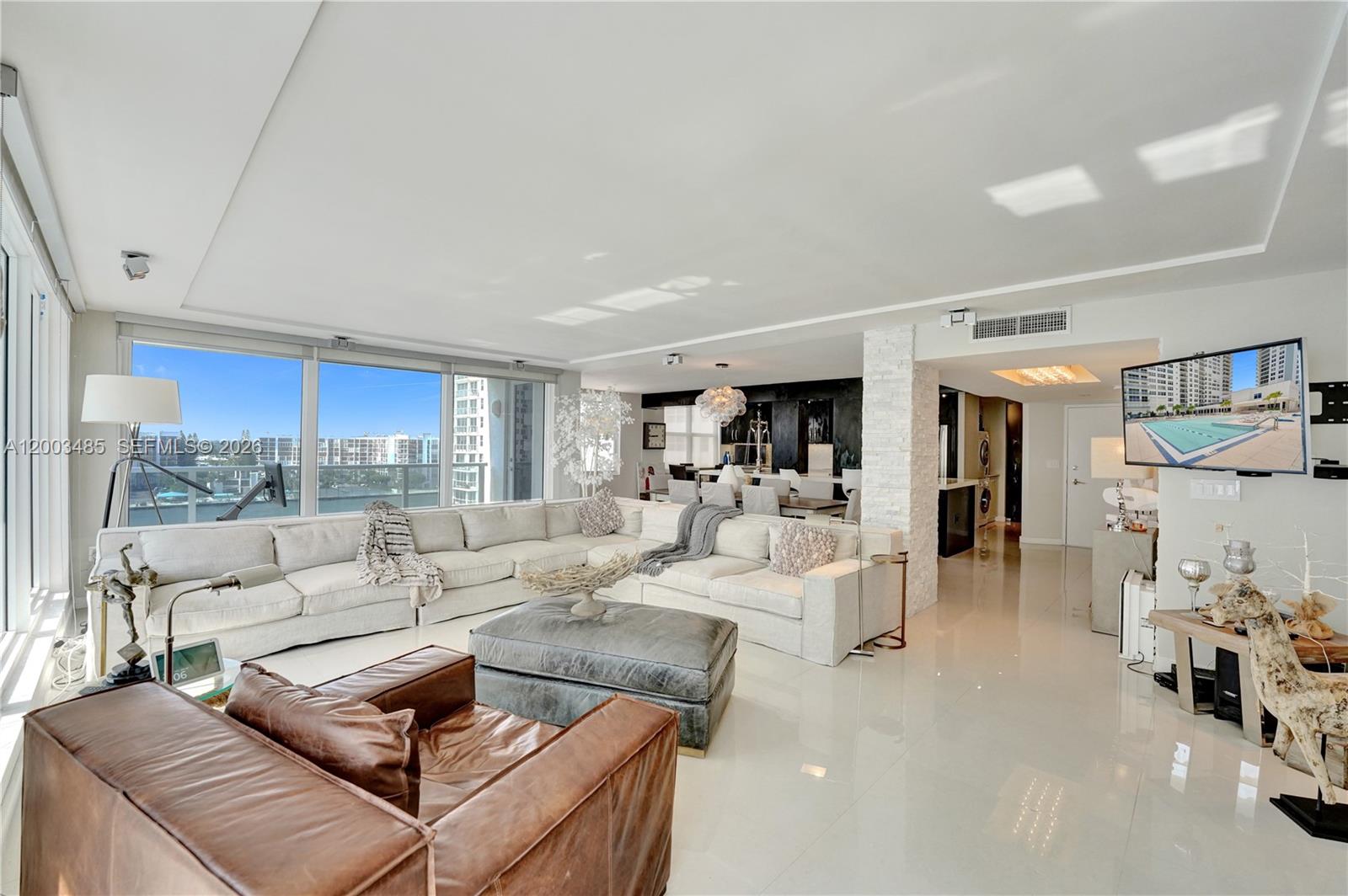 2751 S Ocean Dr # 908S, Hollywood FL 33019