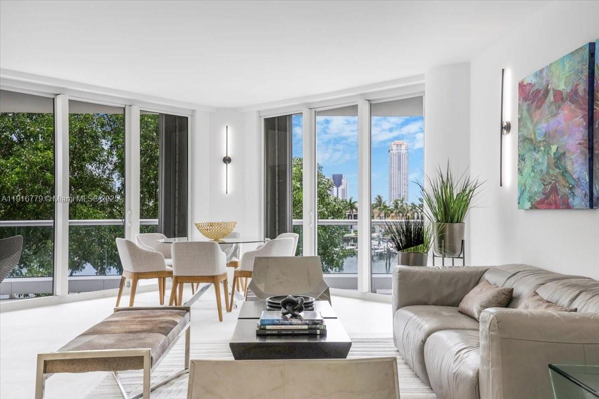 7000 Island Blvd # 304, Aventura FL 33160