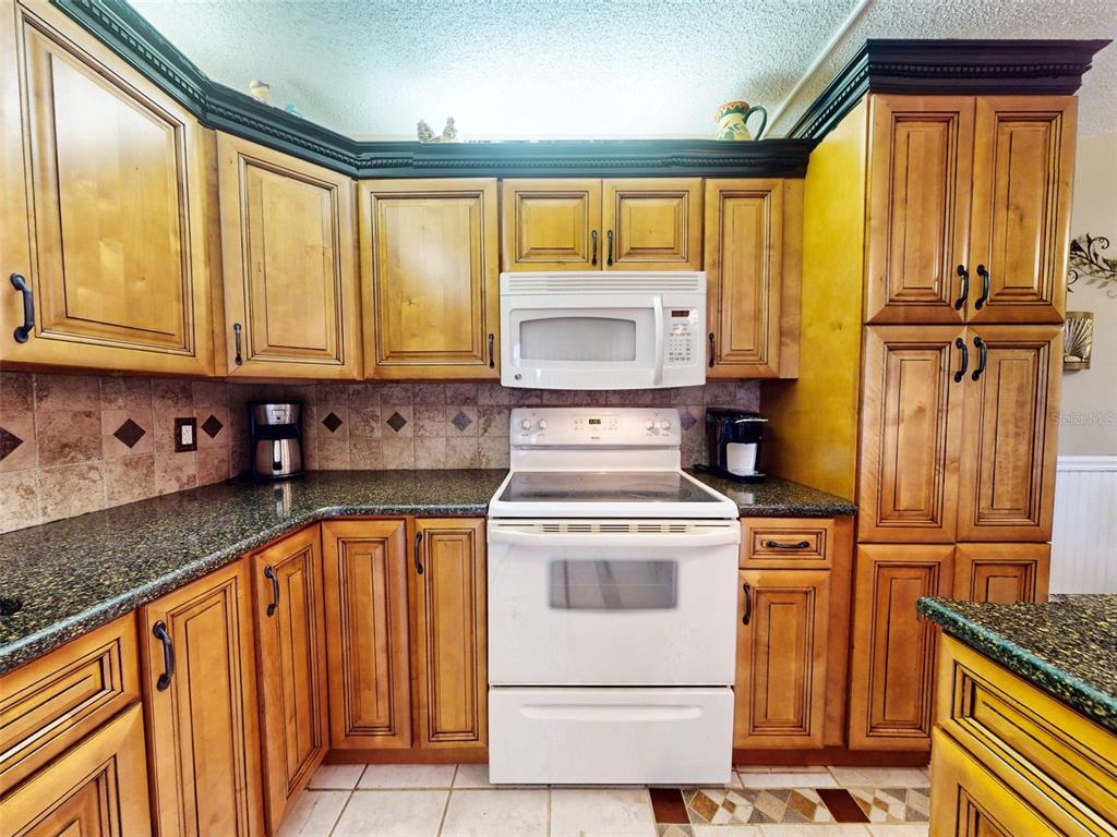 133 CEDAR DUNES DRIVE, NEW SMYRNA BEACH, FL — photo 4 of 30