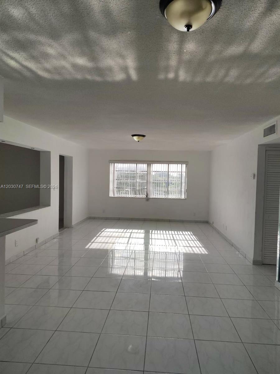 200 NE 12th Ave # 1C, Hallandale Beach FL 33009