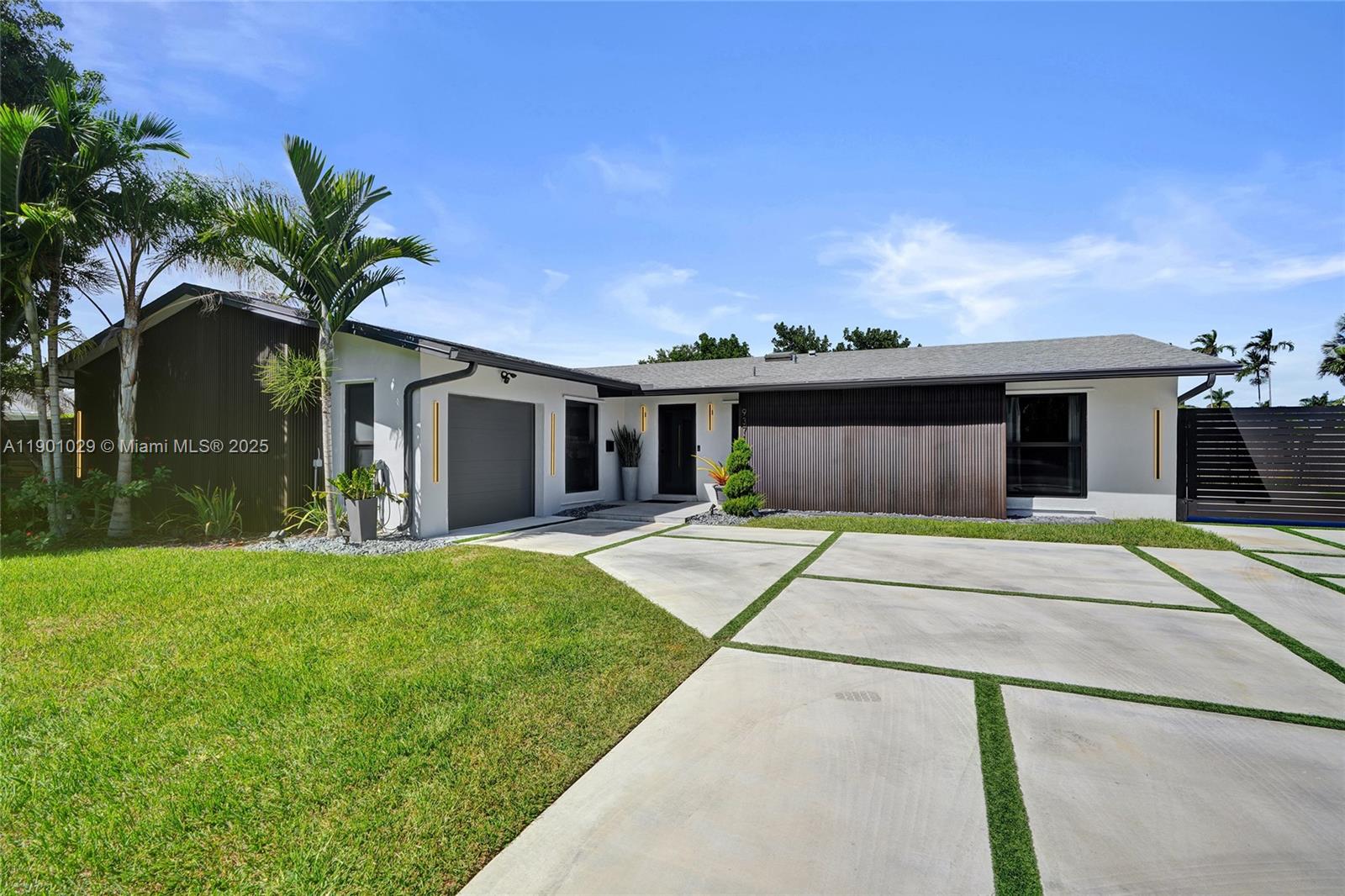 9371 SW 185th Ter, Cutler Bay FL 33157