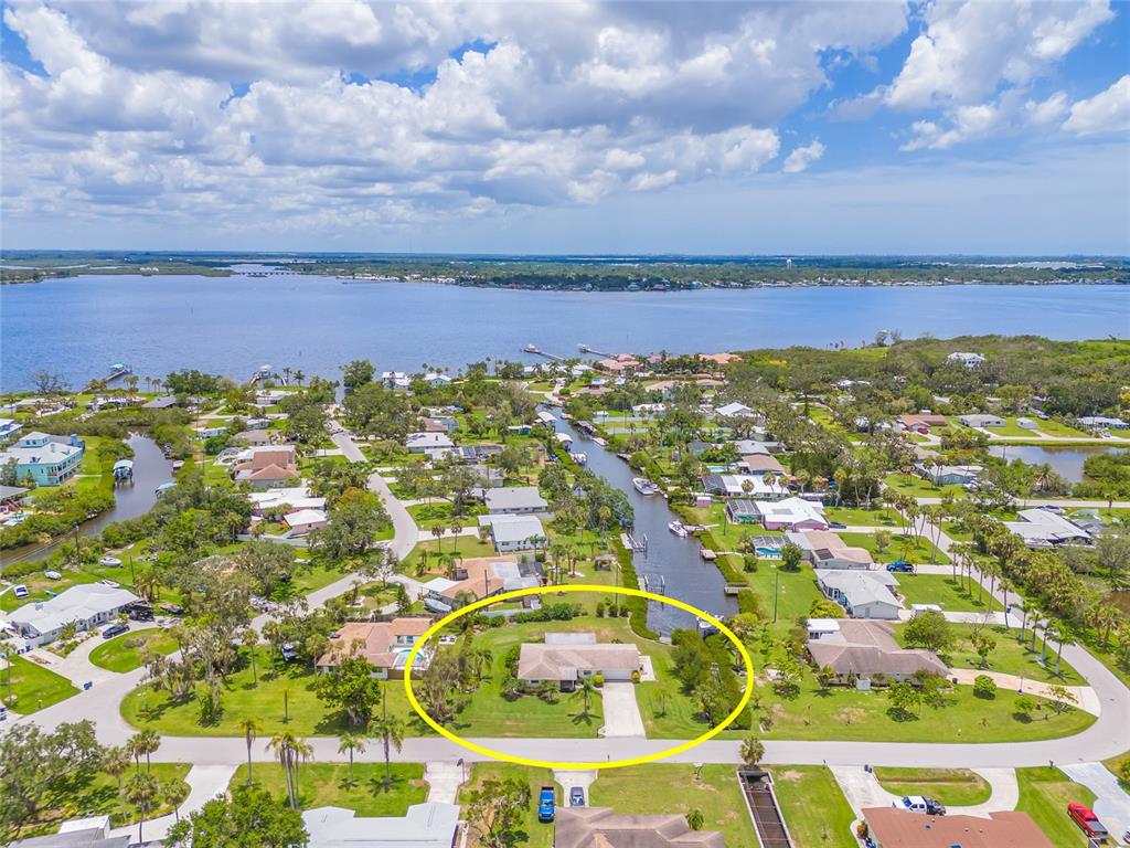 336 HIGHLAND SHORES DR