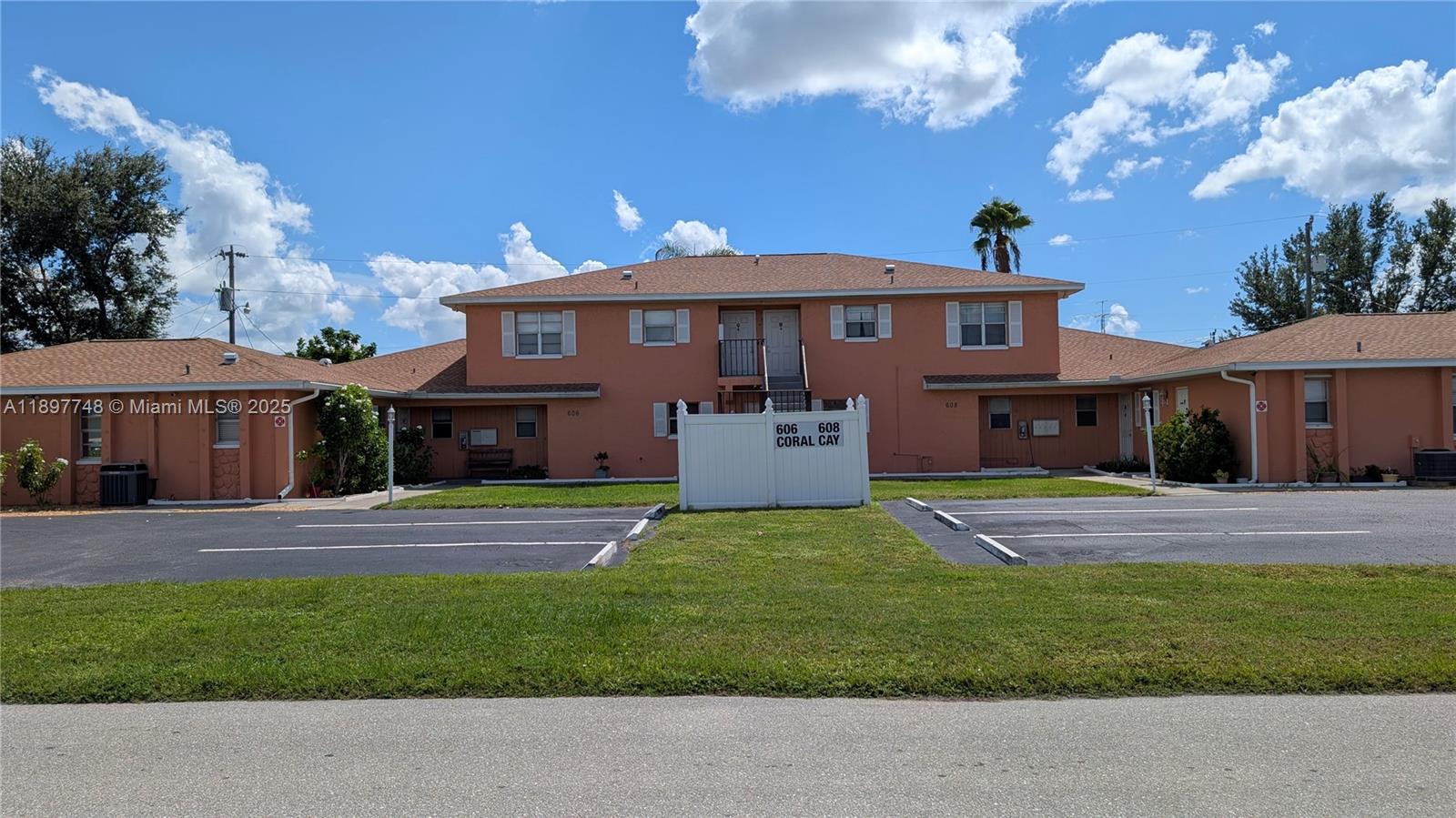 606 SE 6th ST # D, Cape Coral FL 33990