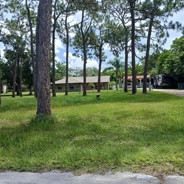 LYLE CIRCLE, HUDSON, FL — photo 2 of 6