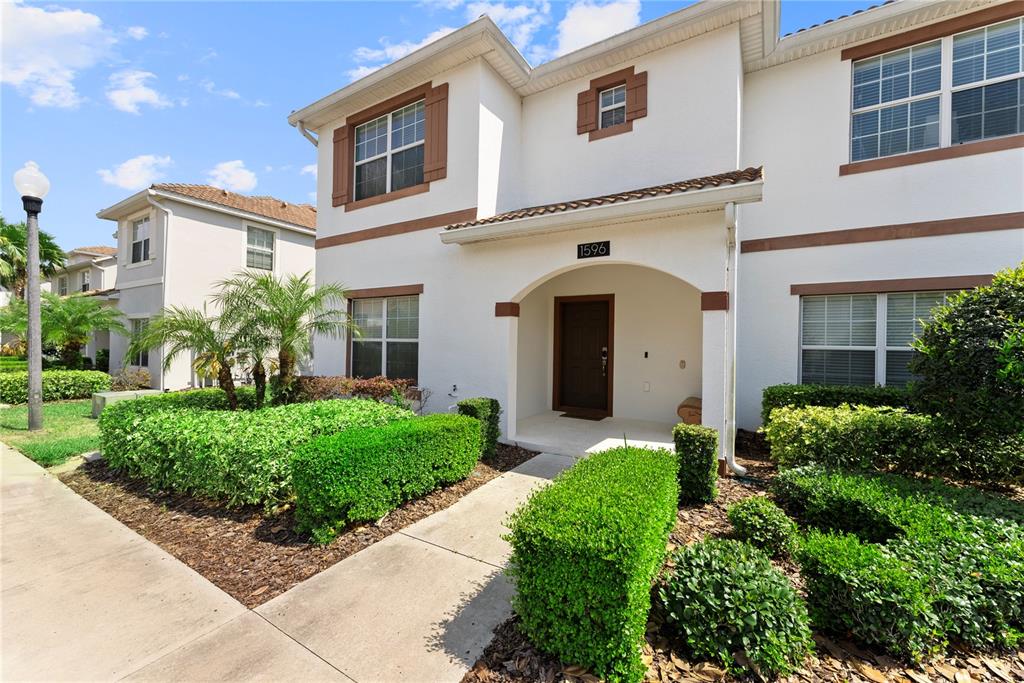 1596 MOON VALLEY DRIVE