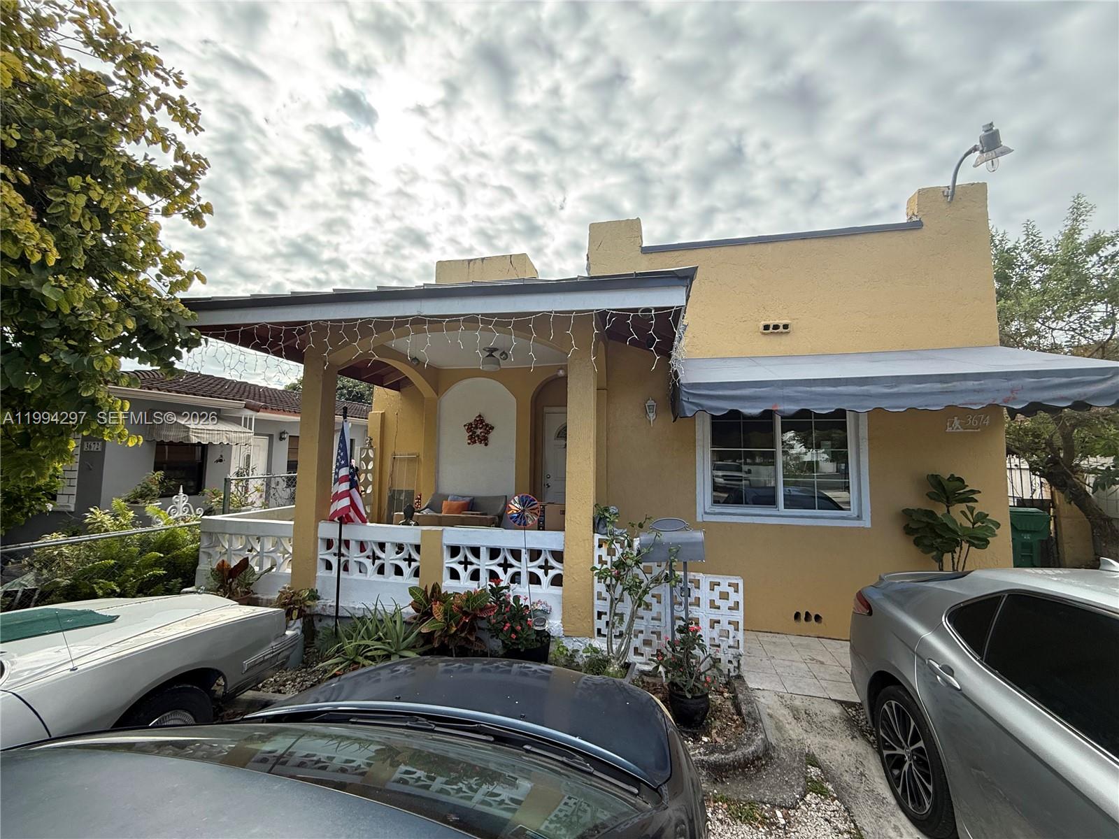 3674 SW 25th St, Miami FL 33133