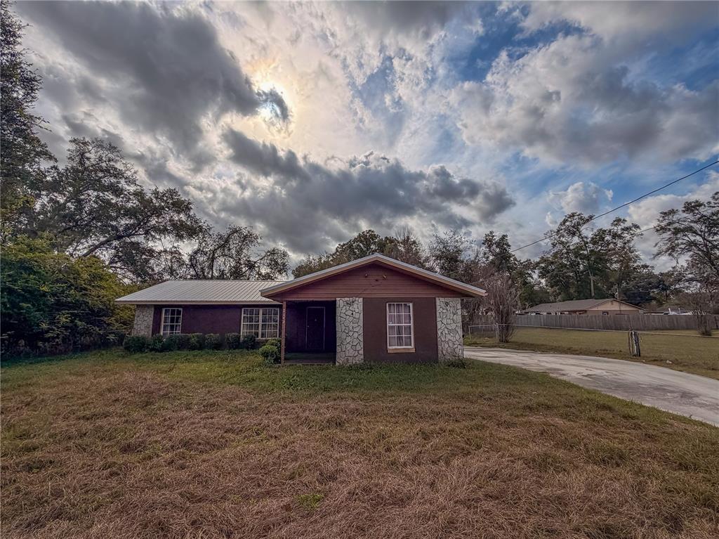 2042 NE 44TH STREET