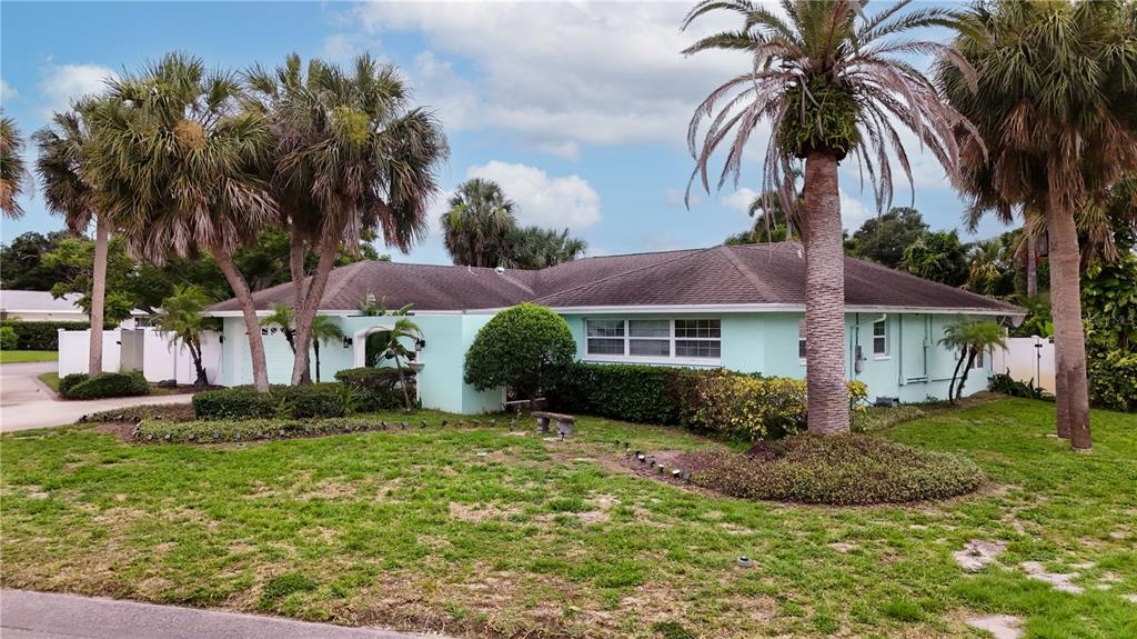 301 PALM DRIVE