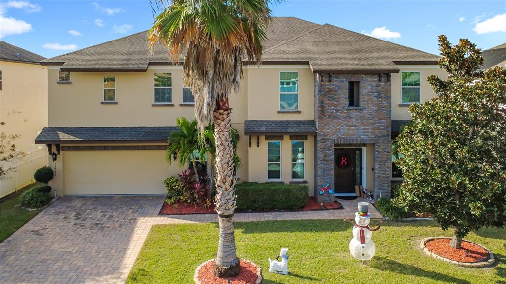 15327 HERON HIDEAWAY CIRCLE