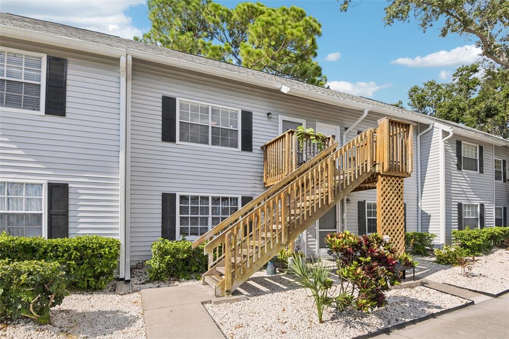 5615 67TH AVENUE N UNIT 5615