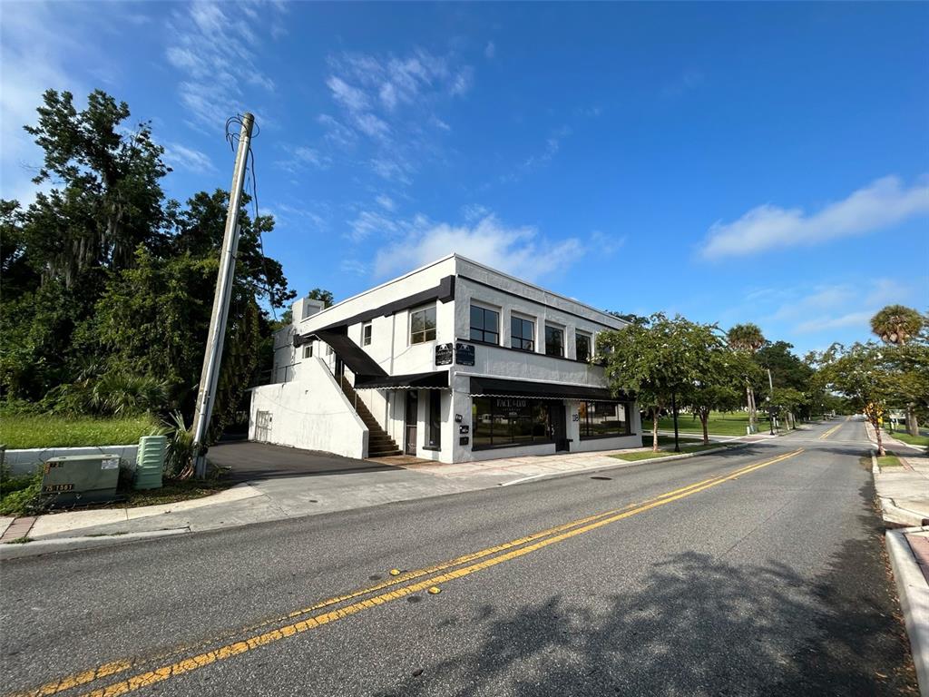118 SW FORT KING STREET