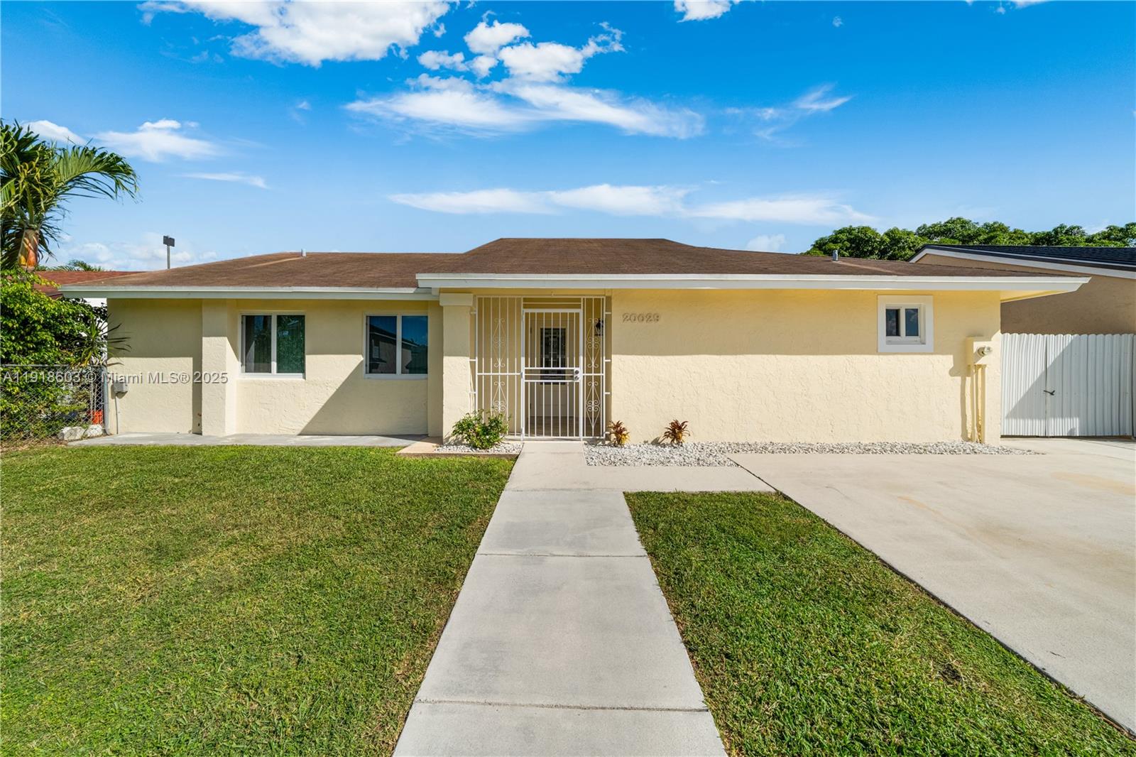 20029 SW 124th Ave, Miami FL 33177