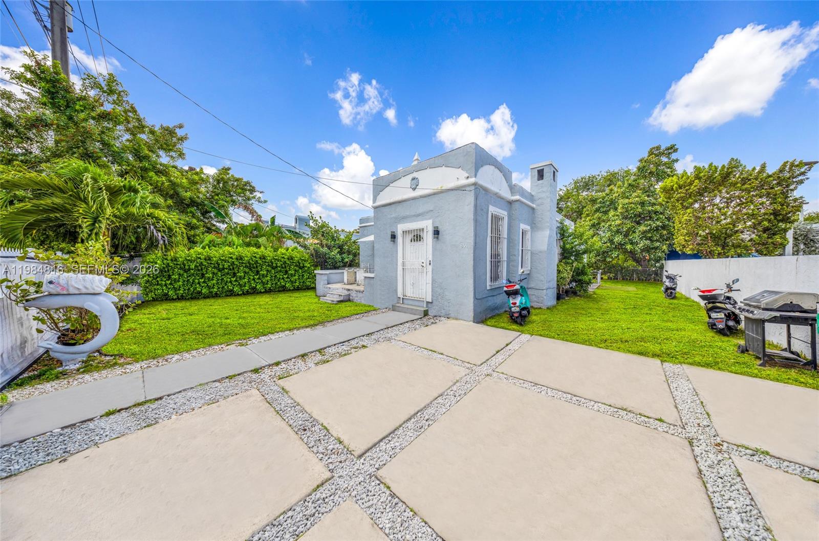 844 NW 29th St, Miami FL 33127
