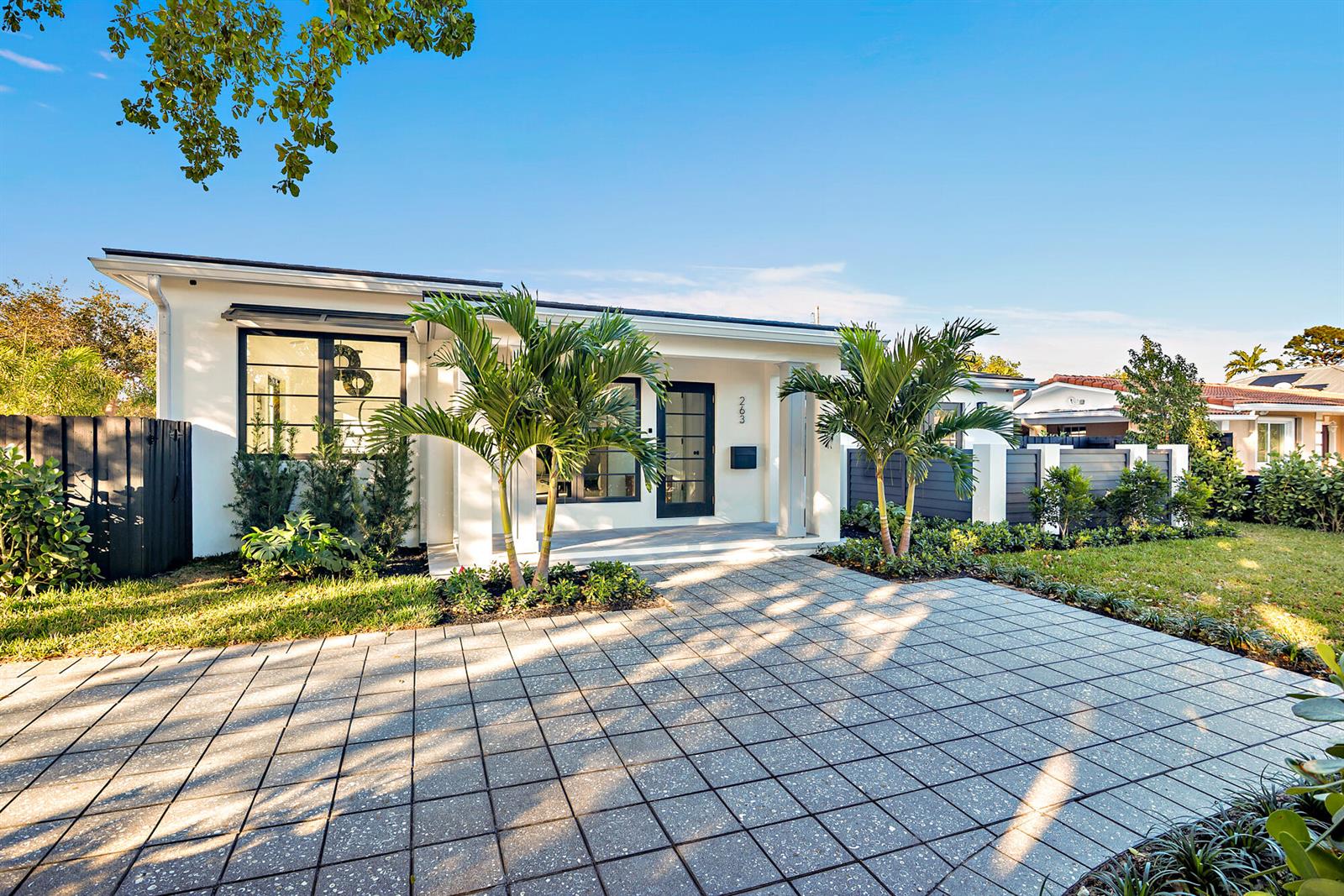 263 Alhambra Place, West Palm Beach FL 33405