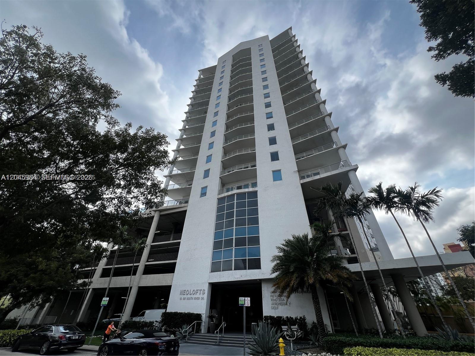 10 SW South River Dr # 812, Miami FL 33130