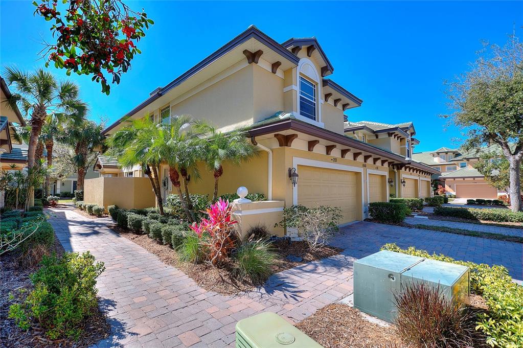 6508 MOORINGS POINT CIRCLE UNIT 201