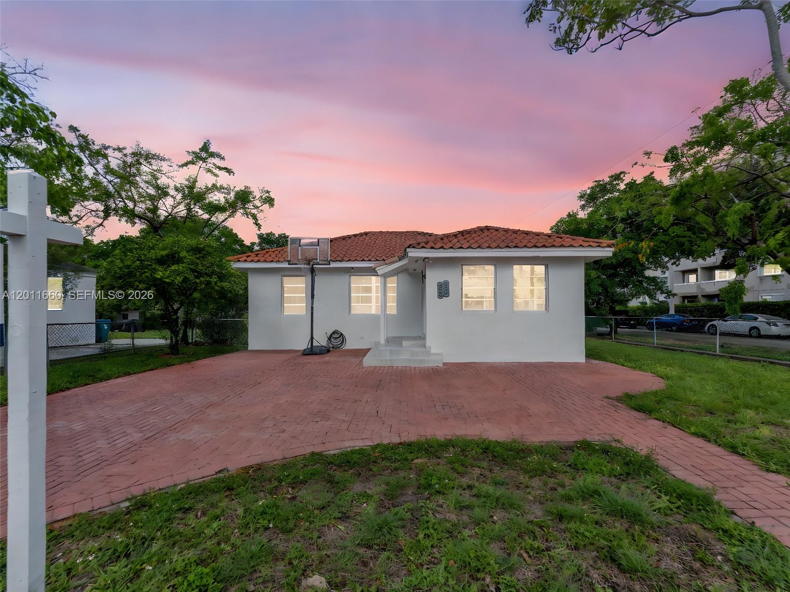 520 NW 32nd Pl # 520, Miami FL 33125