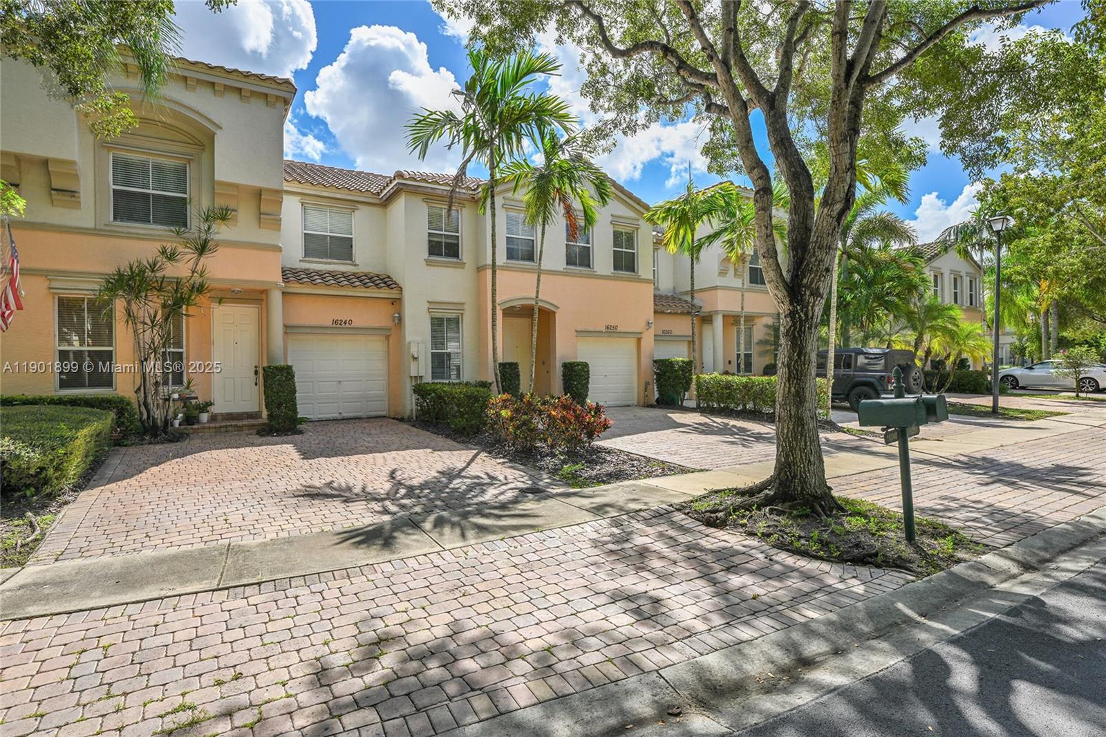 16250 SW 47th Mnr, Miramar FL 33027