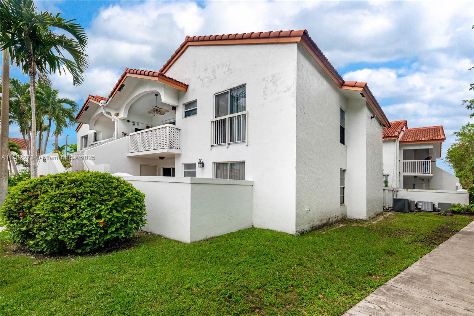 7611 SW 153rd Ct # 105, Miami FL 33193