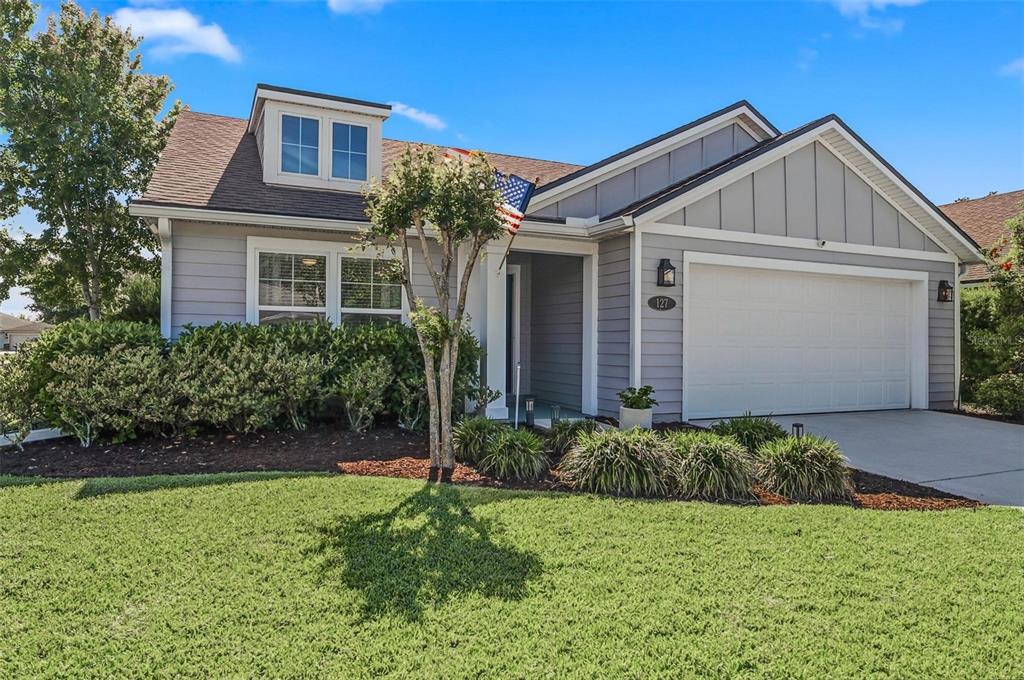 127 CREPE MYRTLE COURT