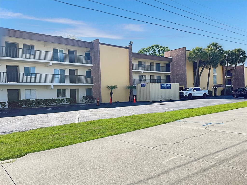 4435 1ST STREET NE UNIT 103