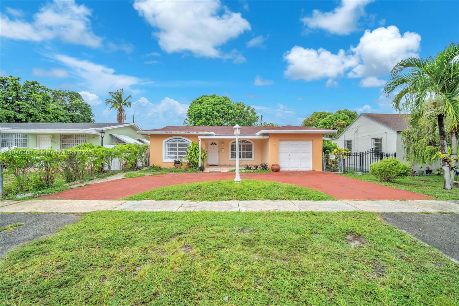420 SE 3rd St, Hialeah FL 33010