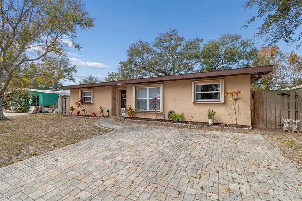 1234 FORREST HILL DRIVE, CLEARWATER, FL — photo 5 of 30