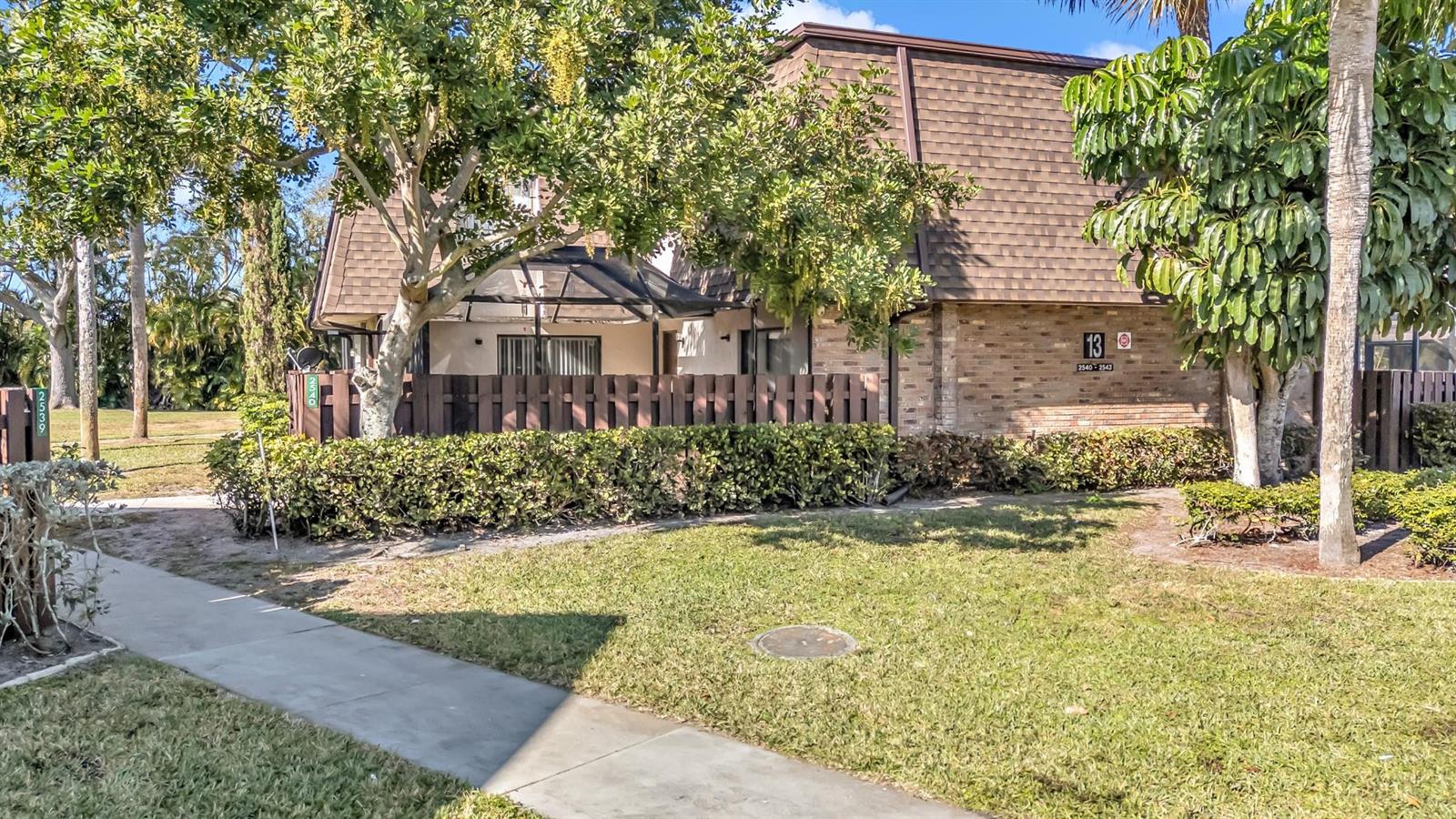 2540 NW 99 Avenue # 2540, Coral Springs FL 33065