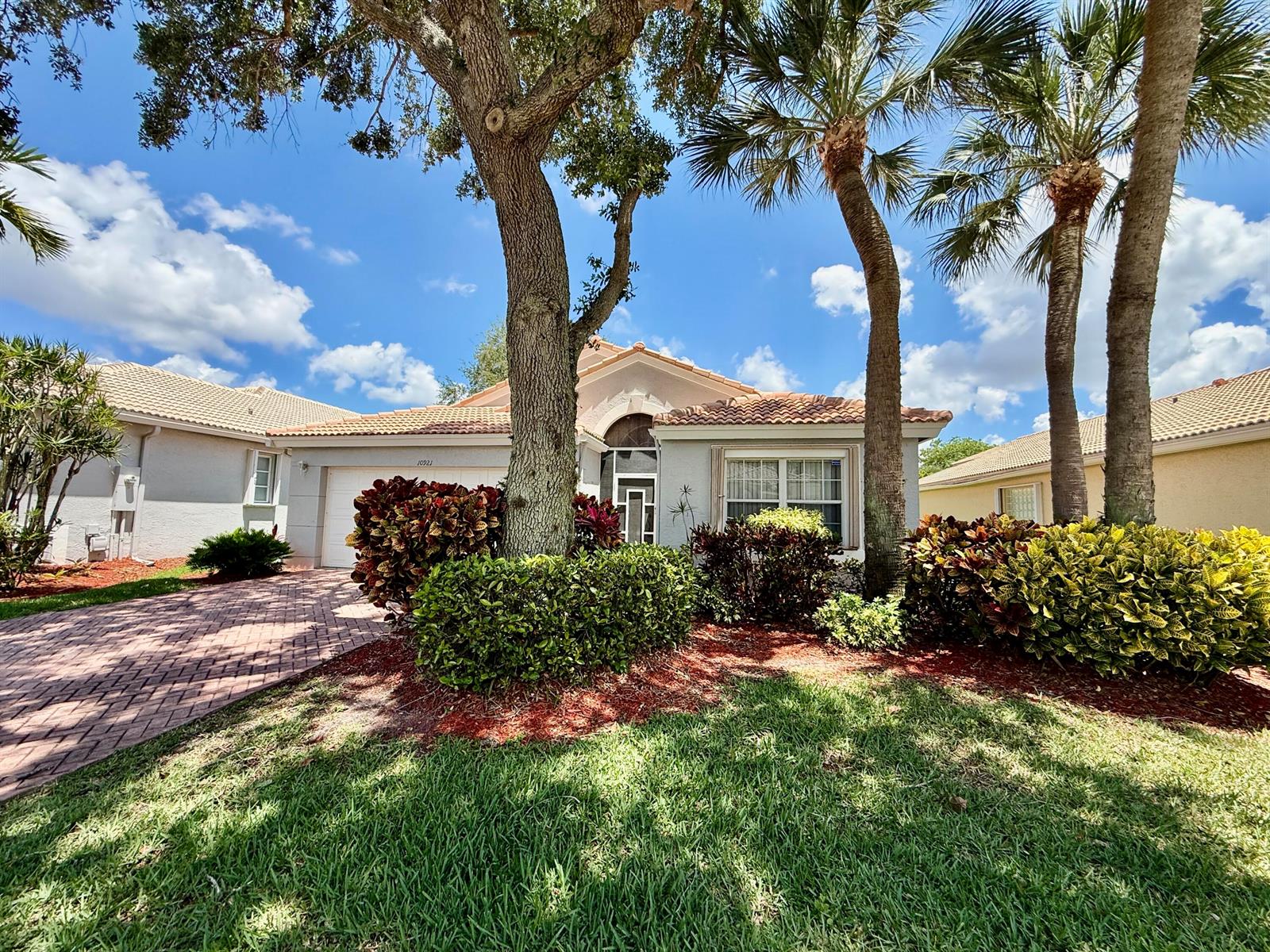 10921 Royal Caribbean Circle, Boynton Beach FL 33437