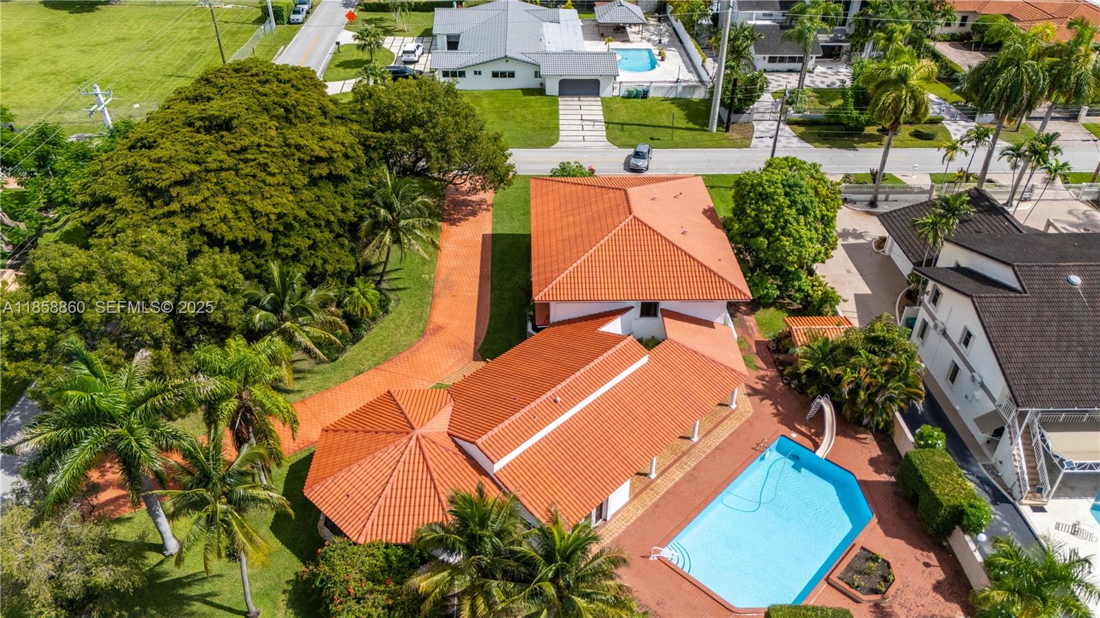 8390 SW 2nd St, Miami FL 33144
