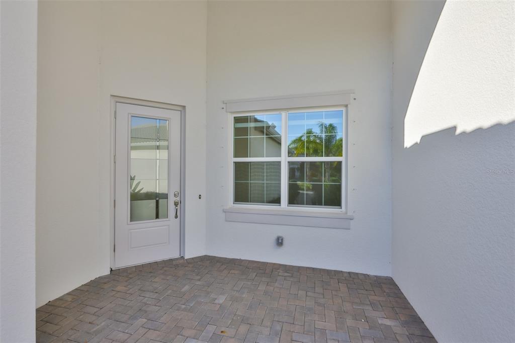 4906 AVILA LAKES DRIVE, WIMAUMA, FL — photo 4 of 30