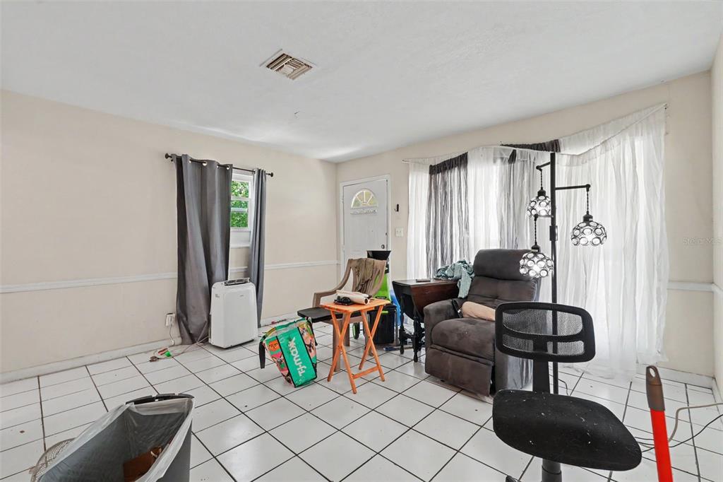308 E ALTHEA AVENUE, TAMPA, FL — photo 3 of 23