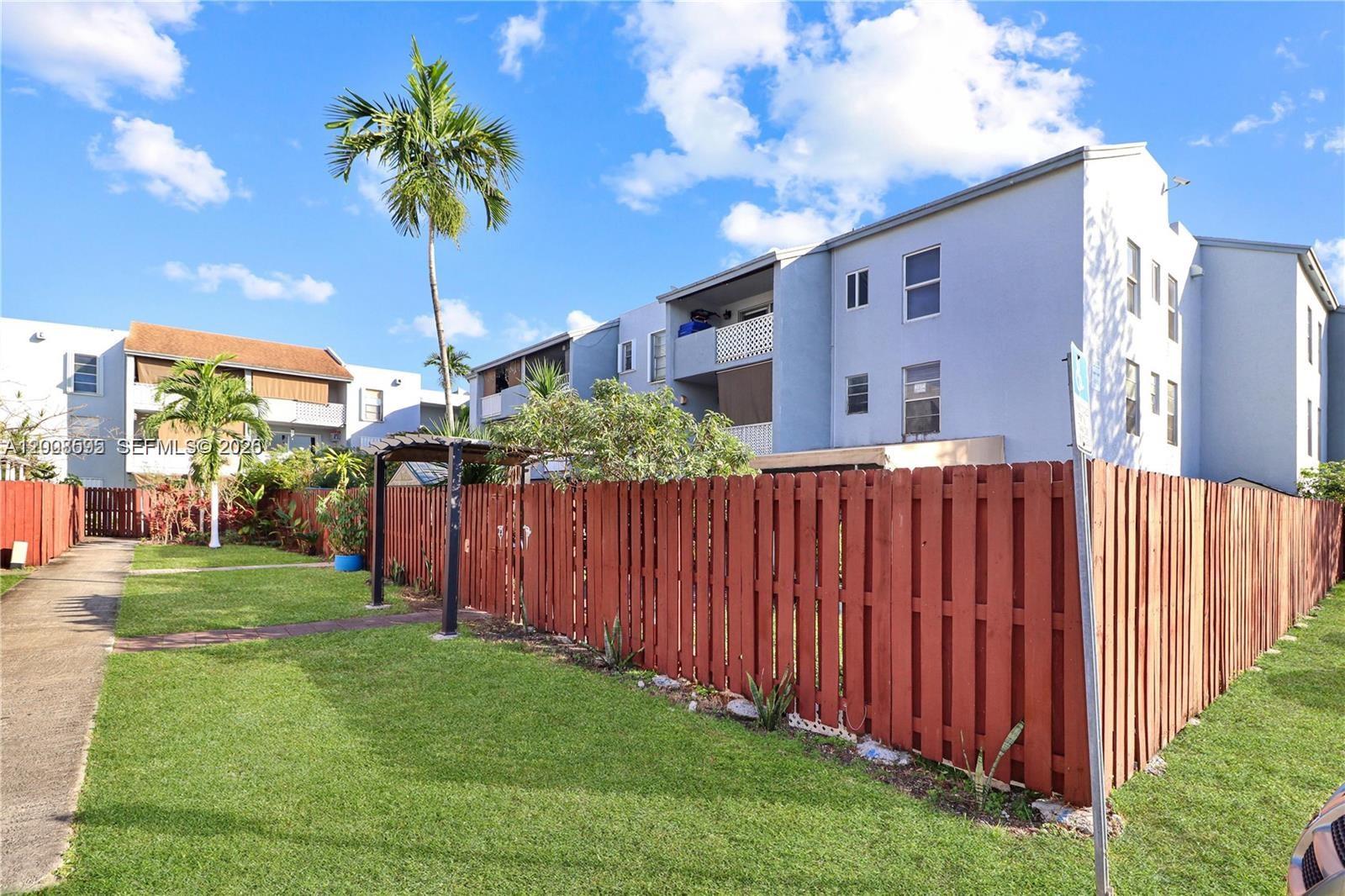 6095 W 18th Ave # S219, Hialeah FL 33012
