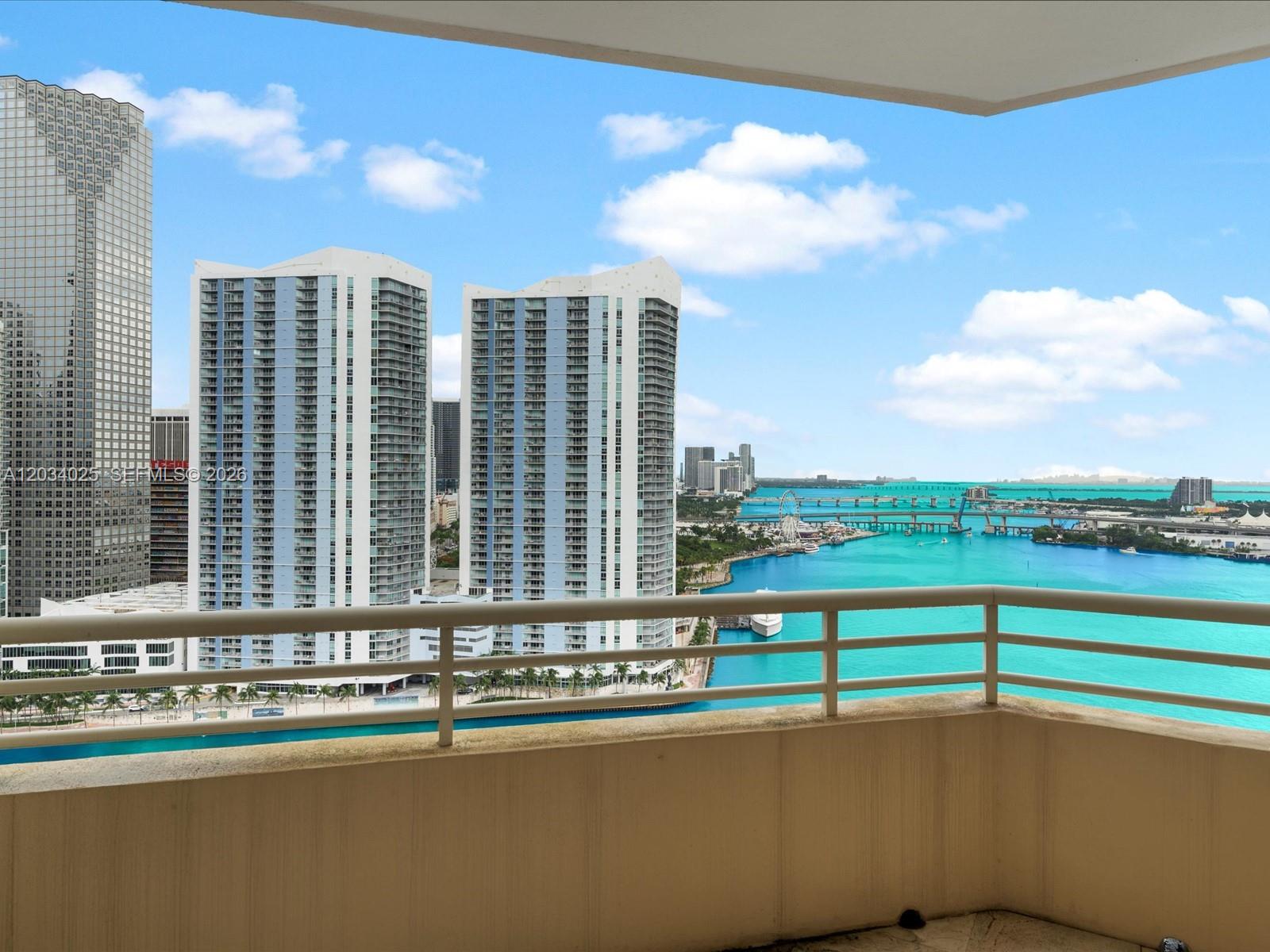 888 Brickell Key Dr # 2510, Miami FL 33131