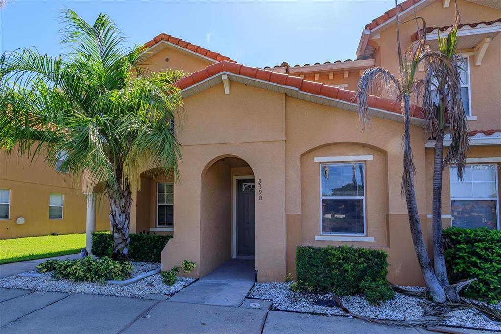 5390 PARADISE CAY CIRCLE