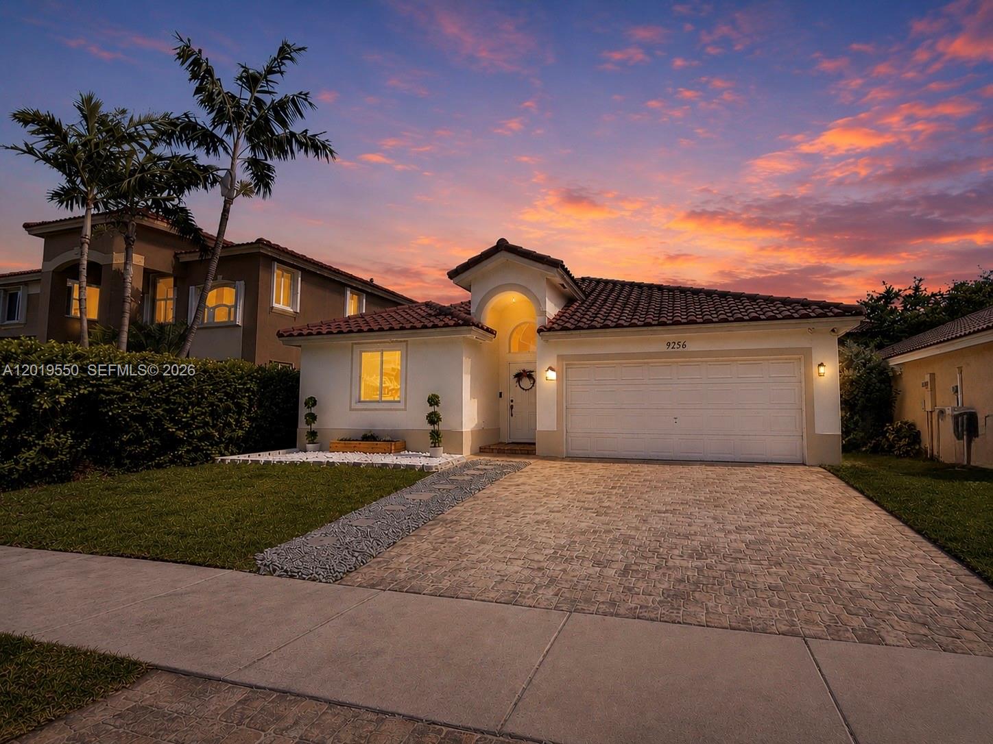 9256 SW 209th Ter, Cutler Bay FL 33189