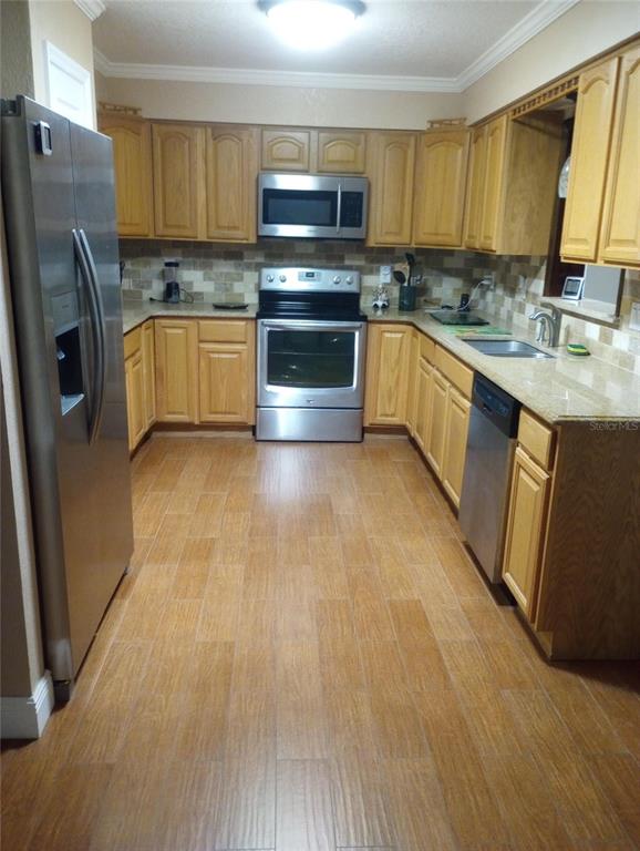 13300 NE 38TH AVENUE, ANTHONY, FL — photo 4 of 22